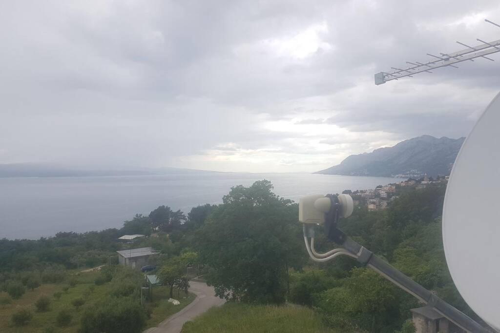 Apartman Nela Brela Exterior foto